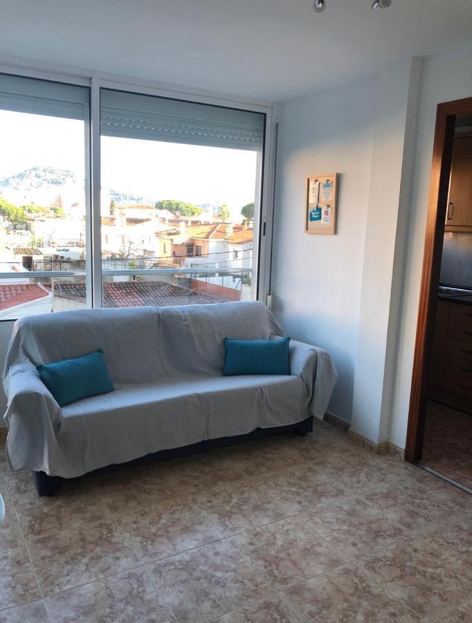 Beta'S Place - Apartamento Primera Linea De Playa Blanes Bagian luar foto