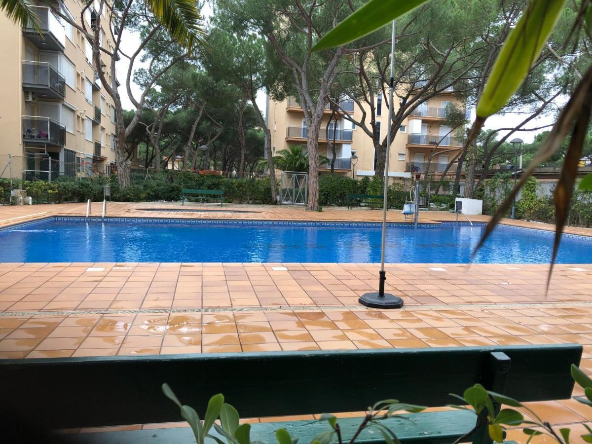 Beta'S Place - Apartamento Primera Linea De Playa Blanes Bagian luar foto